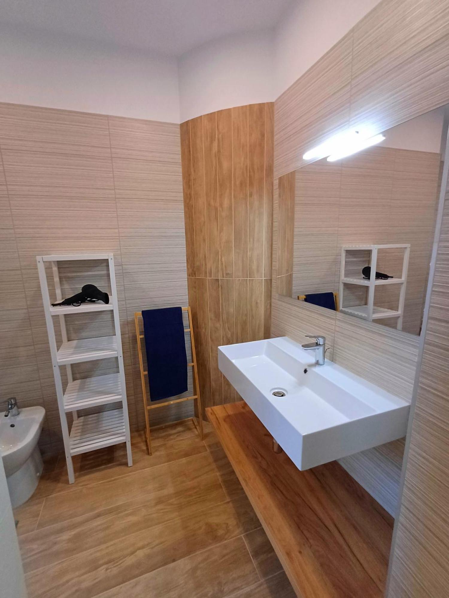 Principe Apartment Napoli Bagian luar foto