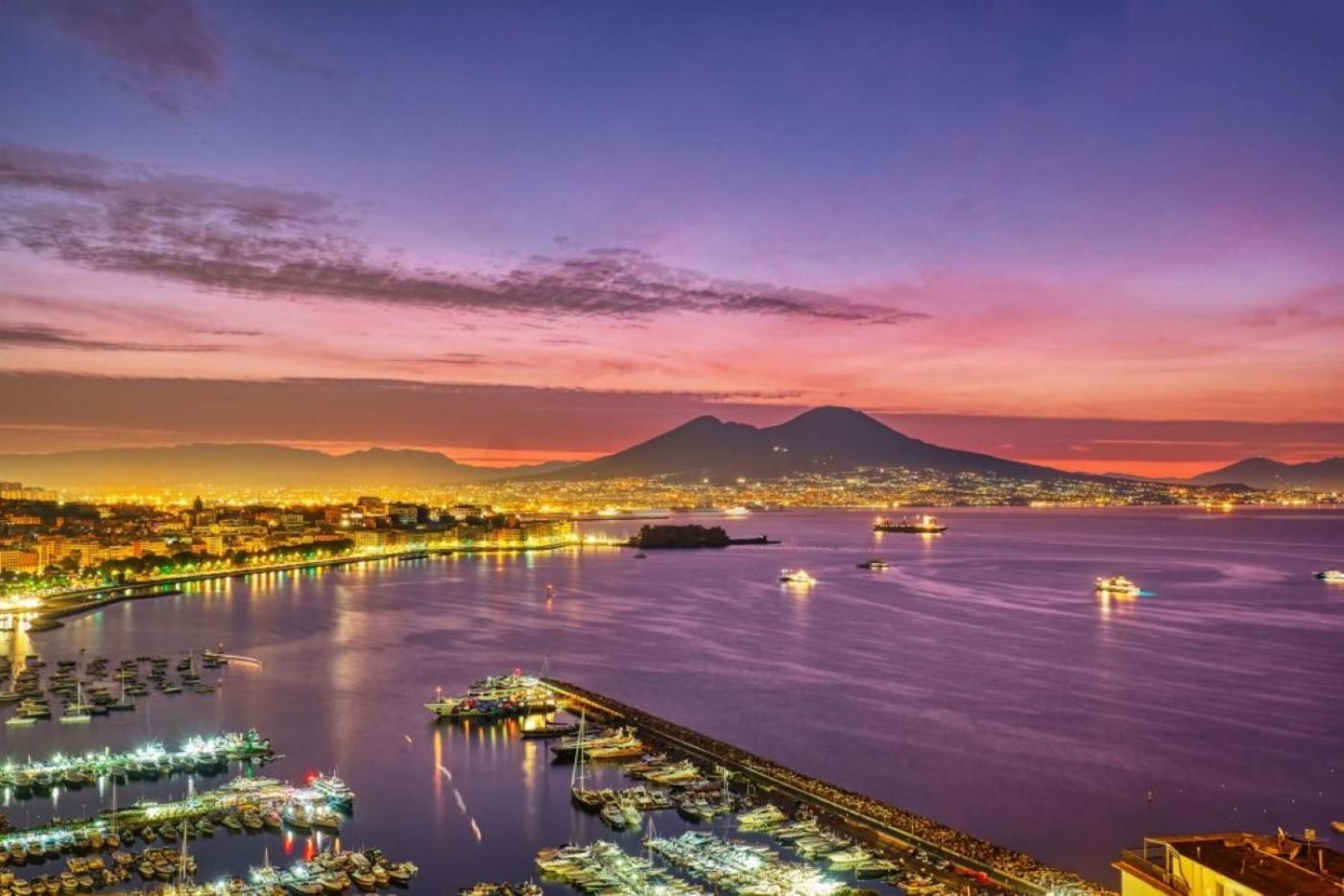 Principe Apartment Napoli Bagian luar foto